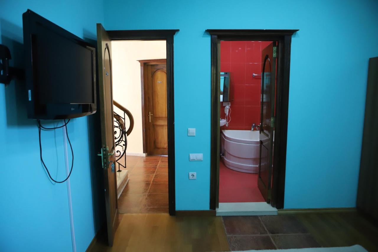 Hotel Black Sea House Batumi Ngoại thất bức ảnh