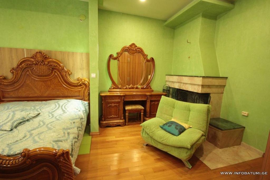 Hotel Black Sea House Batumi Ngoại thất bức ảnh
