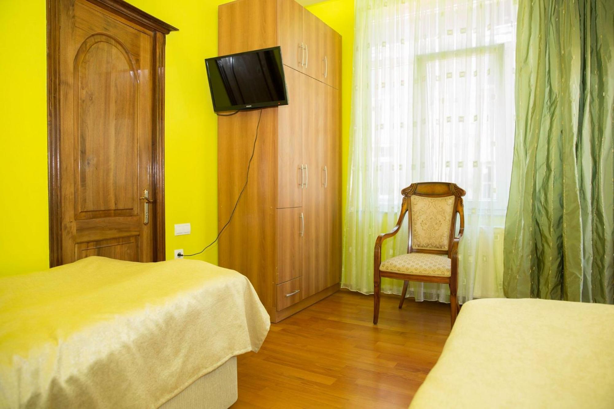 Hotel Black Sea House Batumi Ngoại thất bức ảnh