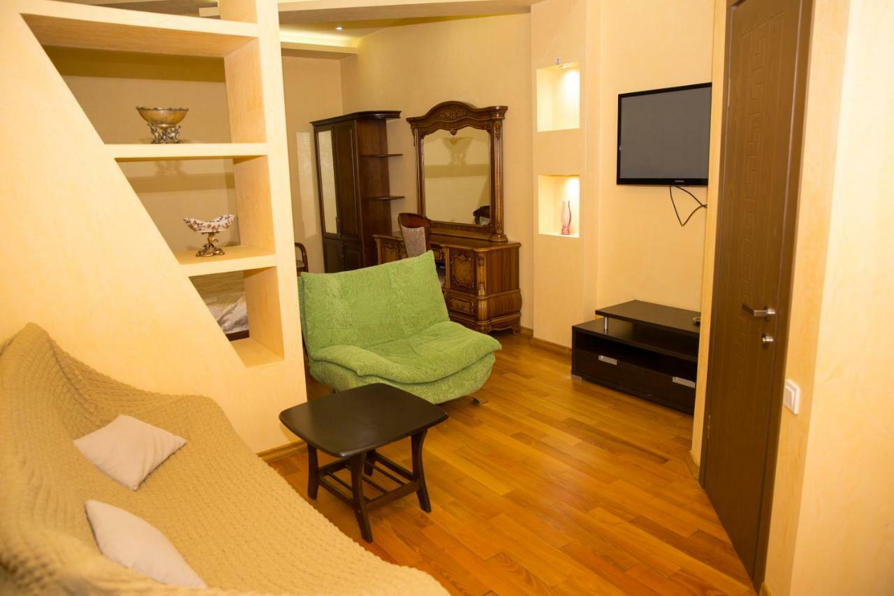 Hotel Black Sea House Batumi Ngoại thất bức ảnh
