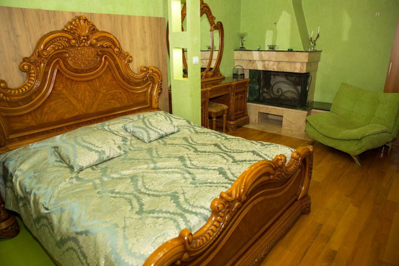 Hotel Black Sea House Batumi Ngoại thất bức ảnh